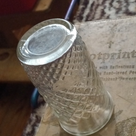 Vintage Diamond Pattern Glass Jar. - Picture 3 of 4